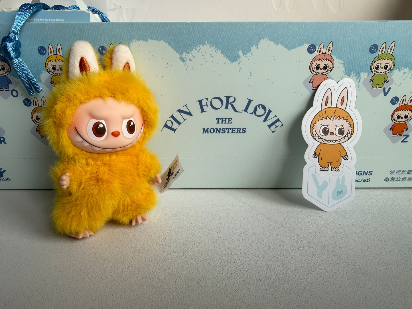 Labubu The Monsters ¨Pin For Love N-Z¨ Letter Y