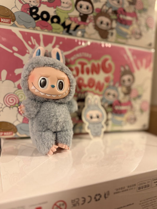 Labubu The Monsters  Exciting Macaron ¨Sea Salt Coconut¨