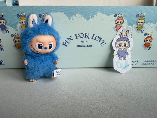 Labubu The Monsters ¨Pin For Love N-Z¨ Letter O