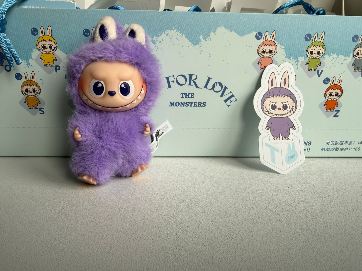 Labubu The Monsters ¨Pin For Love N-Z¨ Letter T